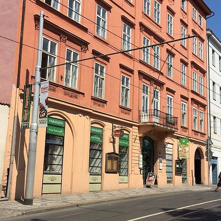 Charles Square Hostel Praga Esterno foto