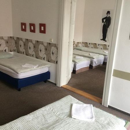 Charles Square Hostel Praga Camera foto