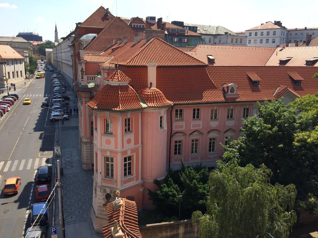 Charles Square Hostel Praga Esterno foto
