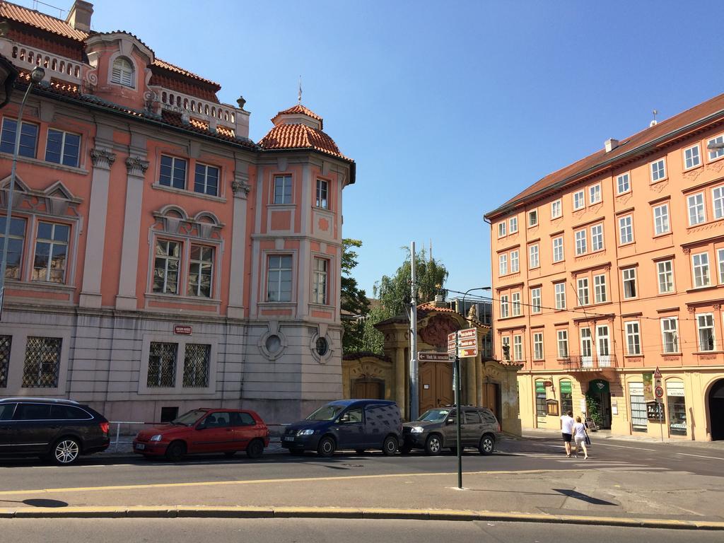 Charles Square Hostel Praga Esterno foto