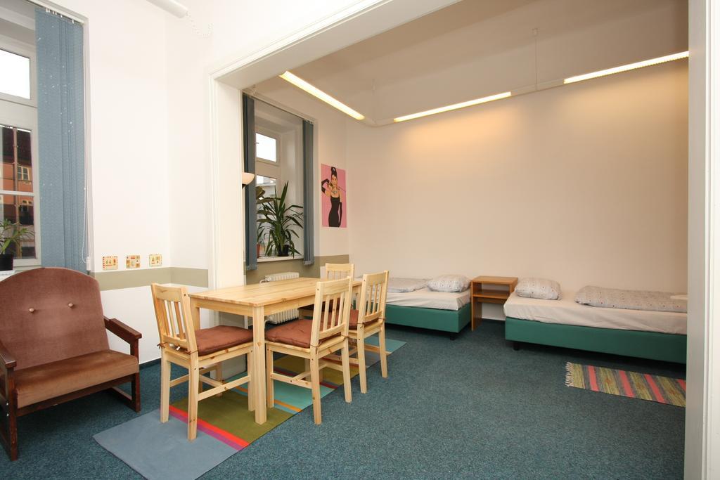 Charles Square Hostel Praga Camera foto