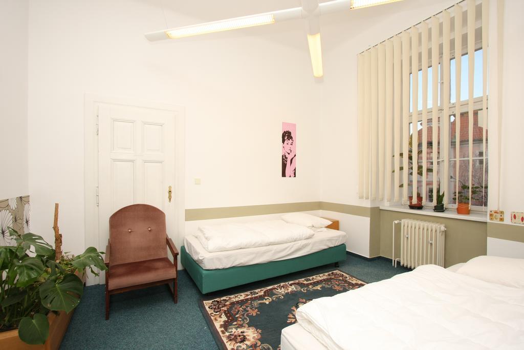 Charles Square Hostel Praga Camera foto